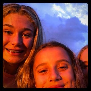 Meet your Posher, Alexis